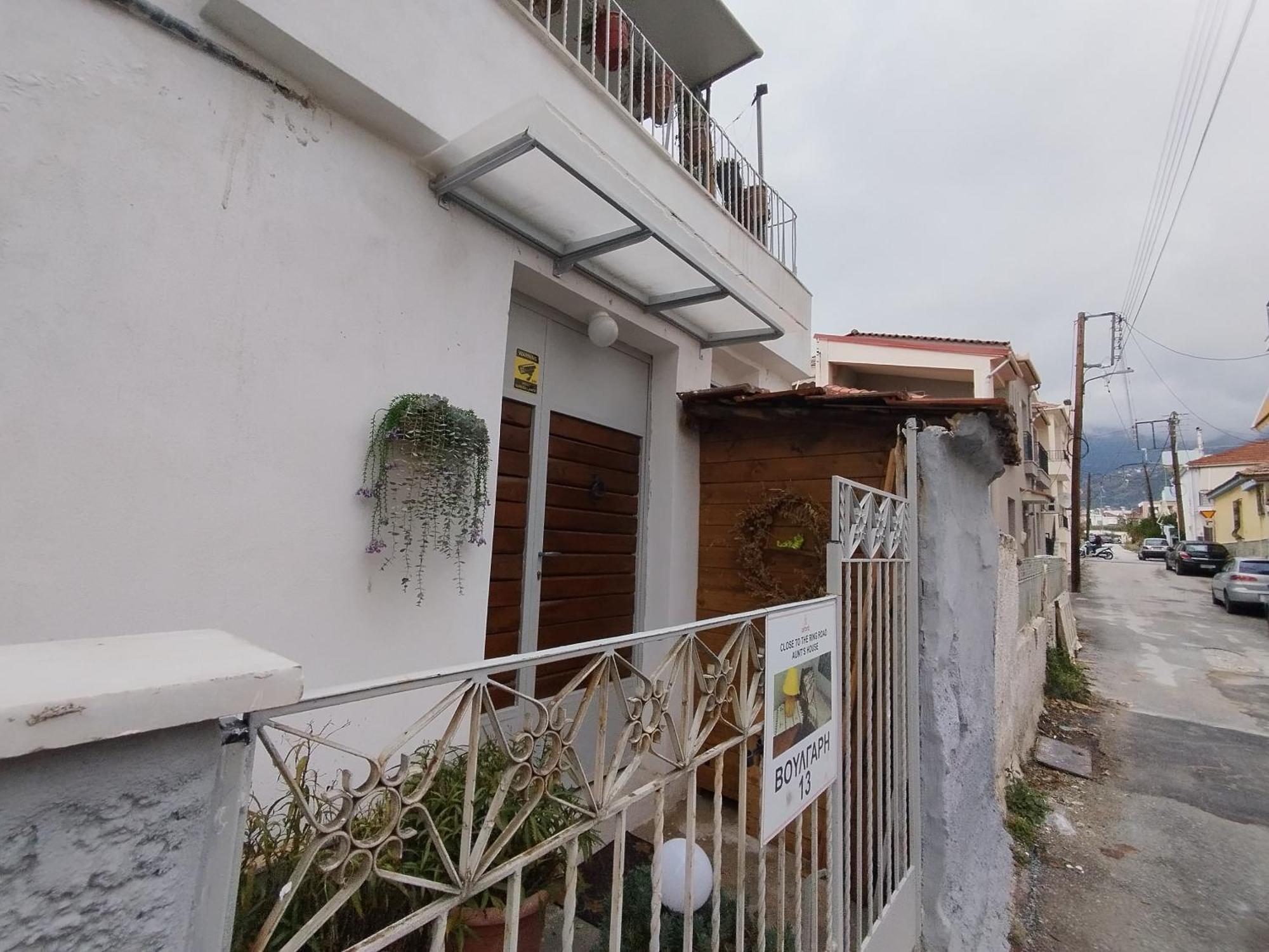 Close To The Ring Road-Aunt'S House Volos Exteriör bild